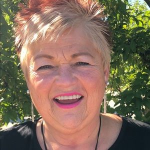 Meet your Posher, Cheryl